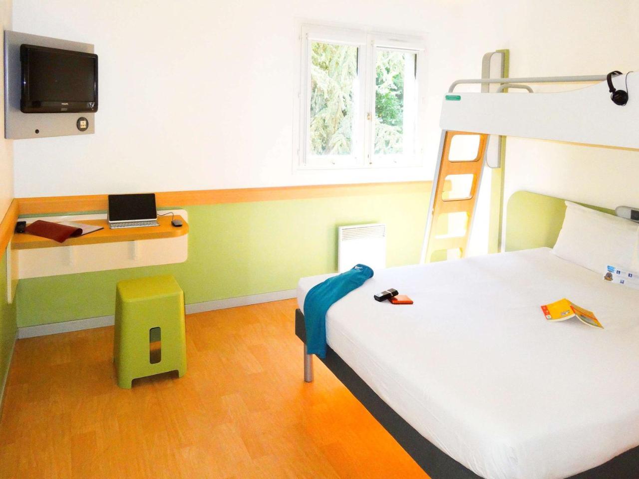 Ibis Budget Marne La Vallee Сен-Тибо-де-Винь Экстерьер фото