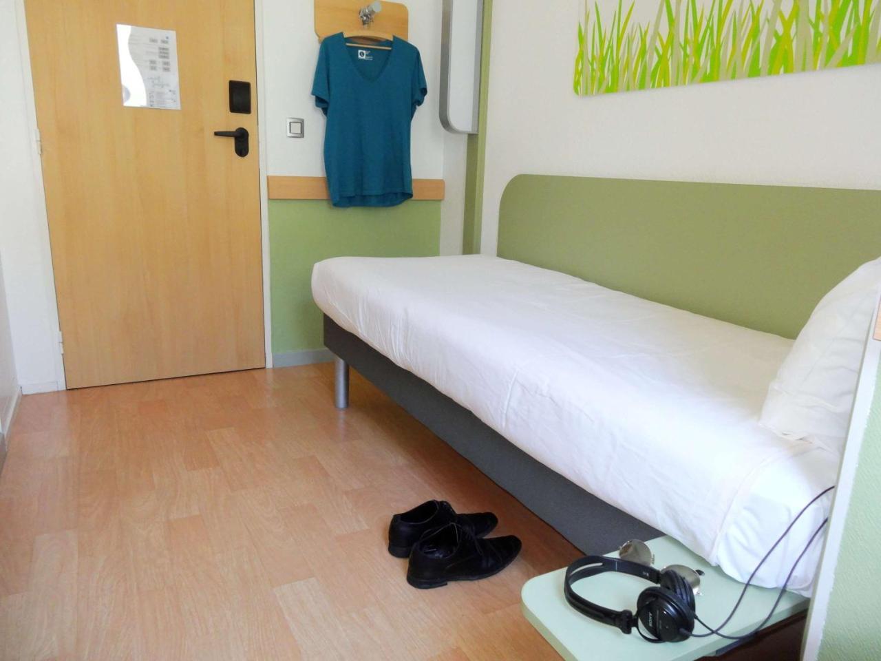 Ibis Budget Marne La Vallee Сен-Тибо-де-Винь Экстерьер фото