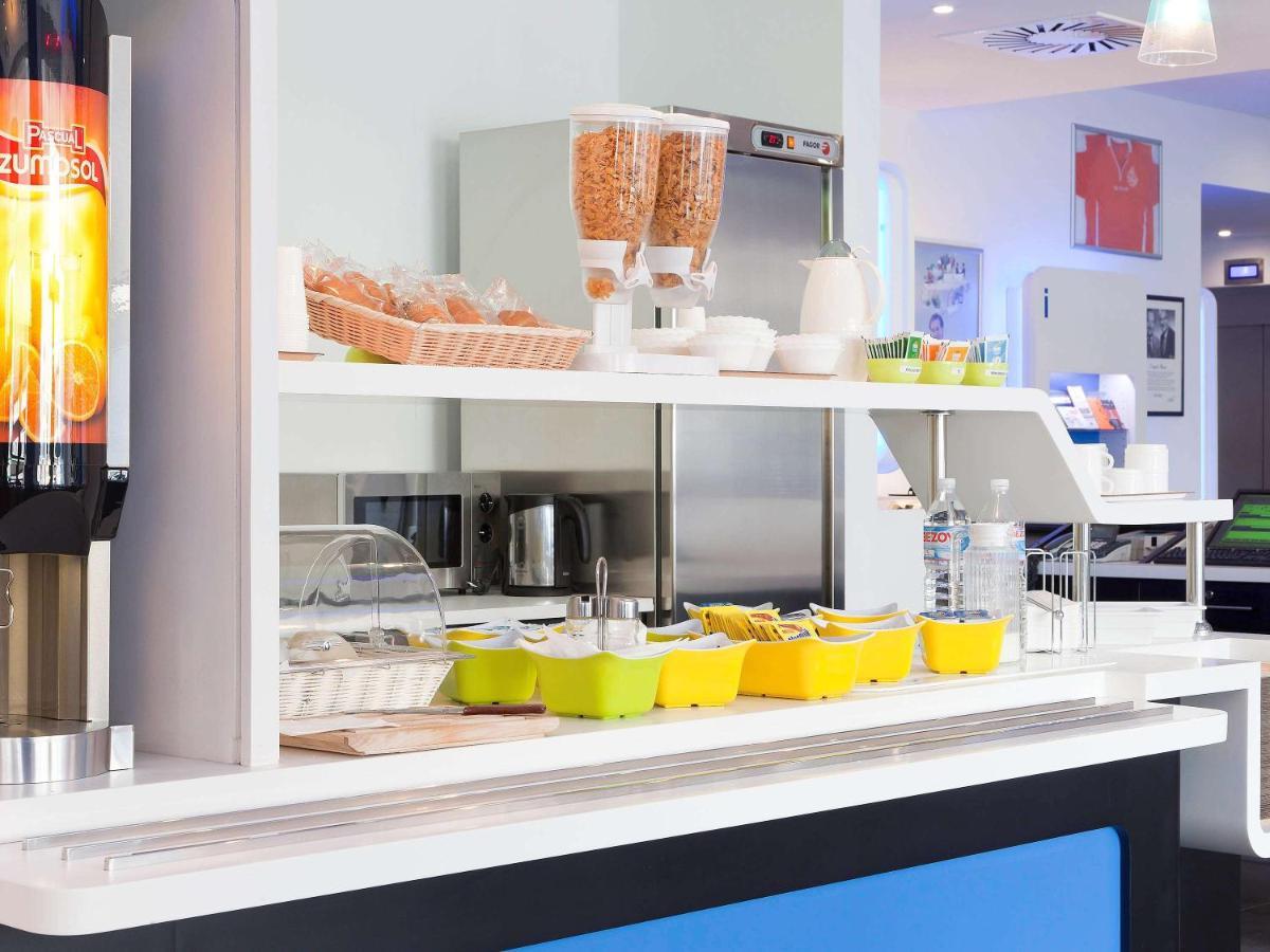 Ibis Budget Marne La Vallee Сен-Тибо-де-Винь Экстерьер фото